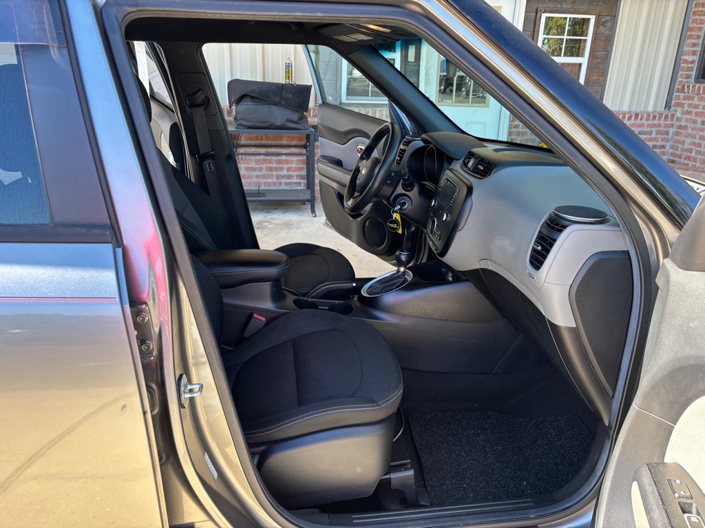 2017 Kia Soul Image 12