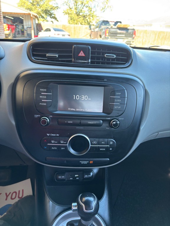 2017 Kia Soul Image 14