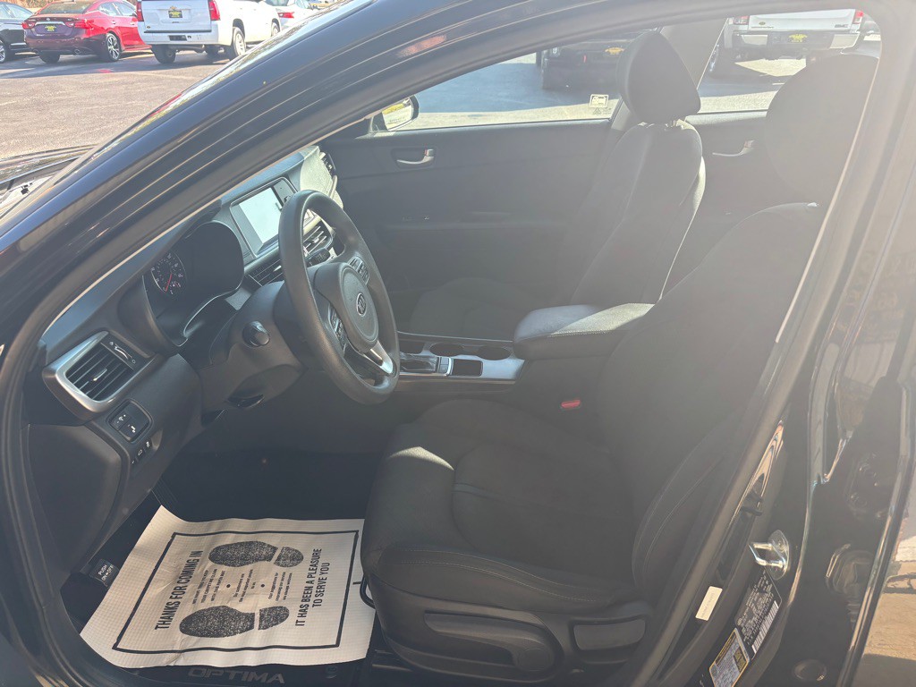 2018 Kia Optima Image 8