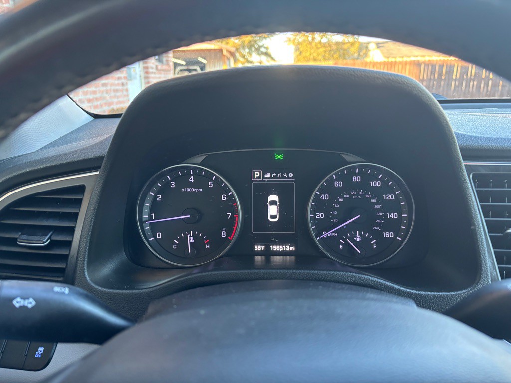 2017 Hyundai Elantra Image 12