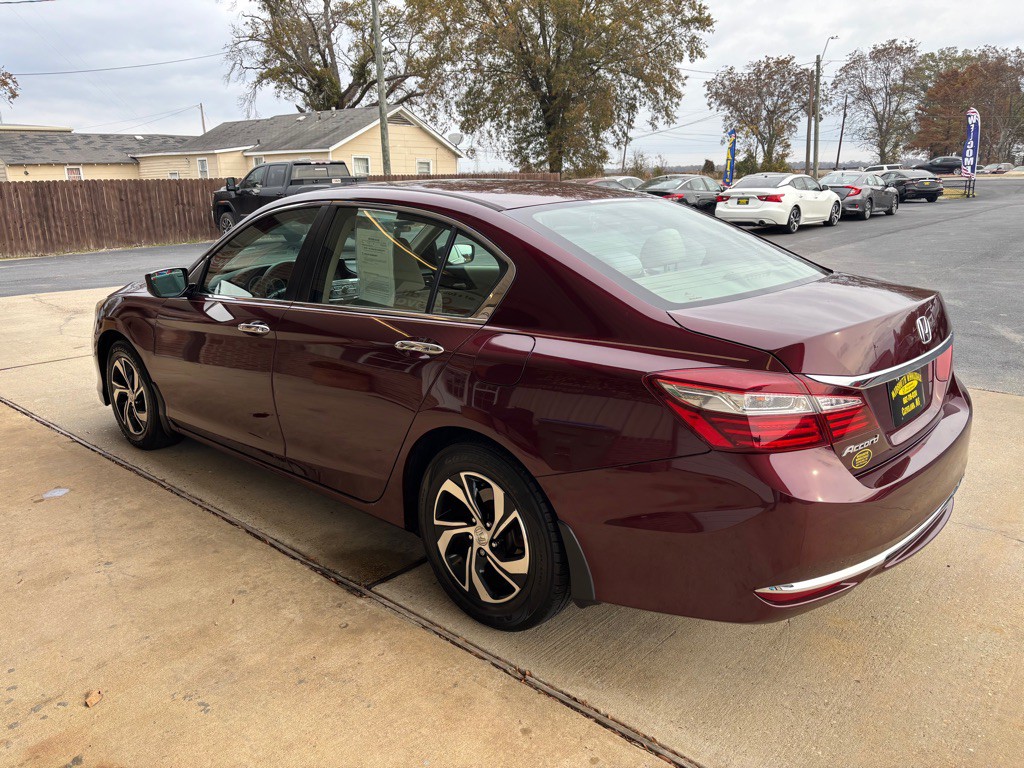 2017 Honda Accord Image 5