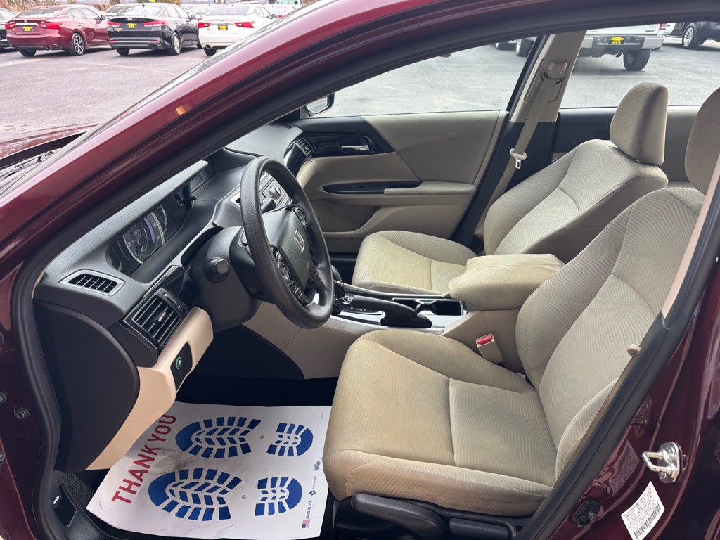 2017 Honda Accord Image 8