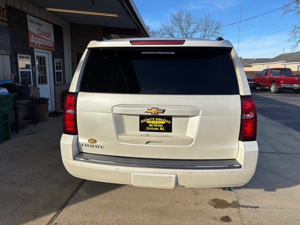 2015 Chevrolet Tahoe Image 4