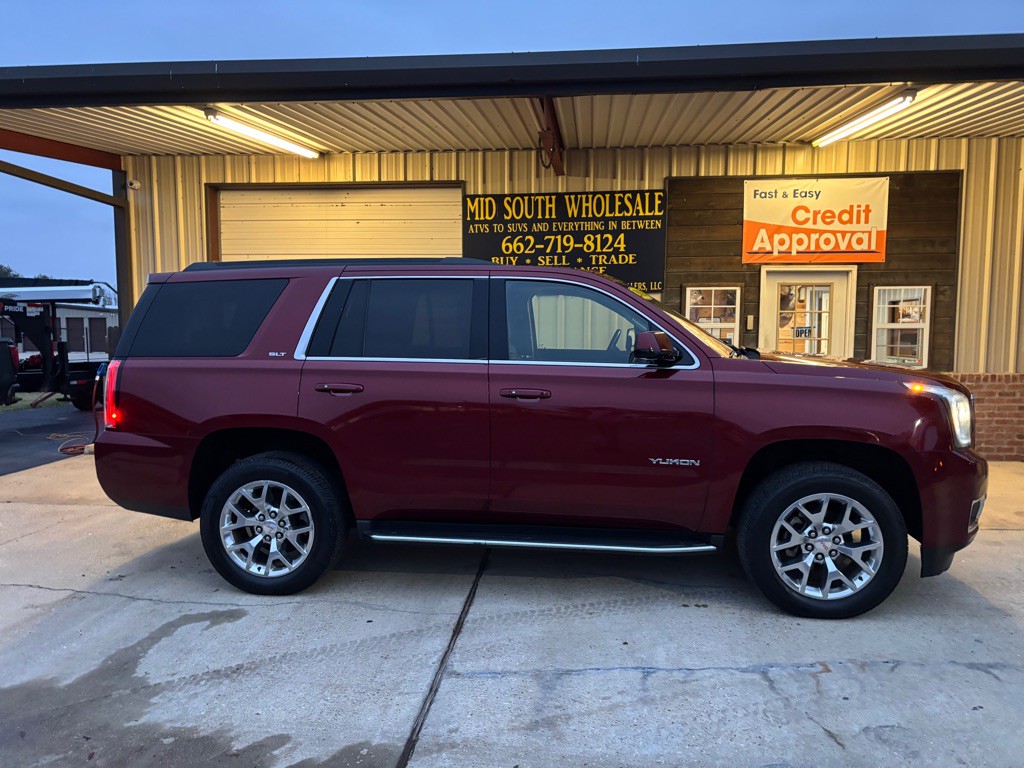 2016 GMC Yukon Image 2