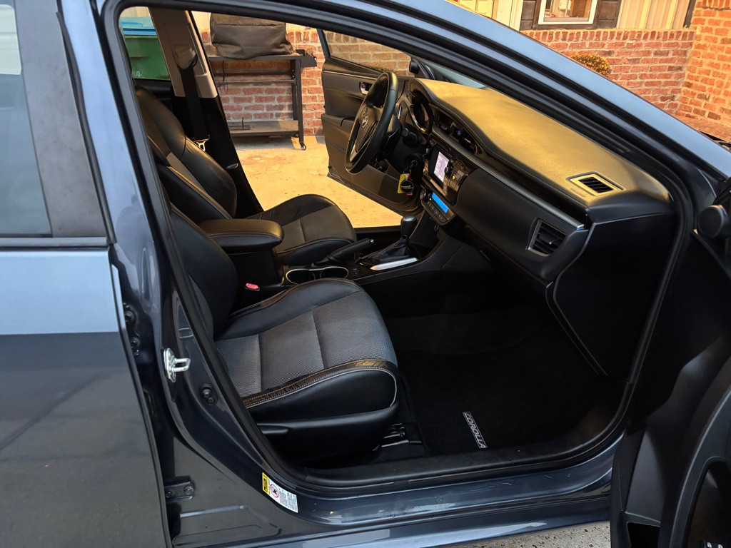 2014 Toyota Corolla Image 10