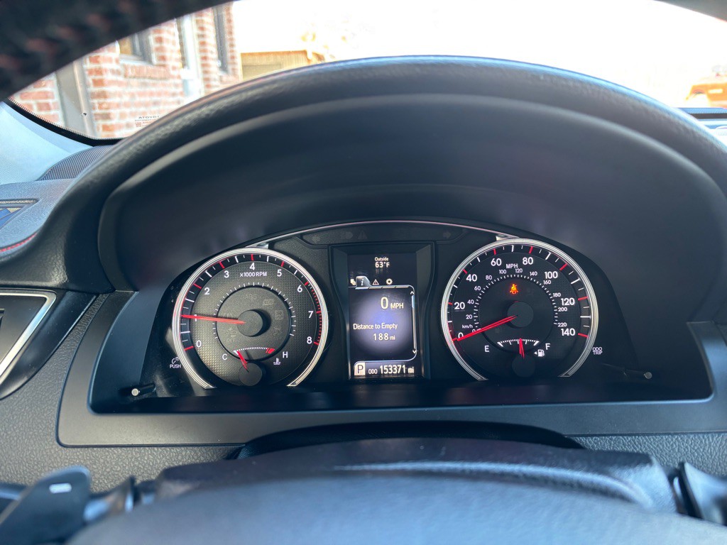 2015 Toyota Camry Image 12