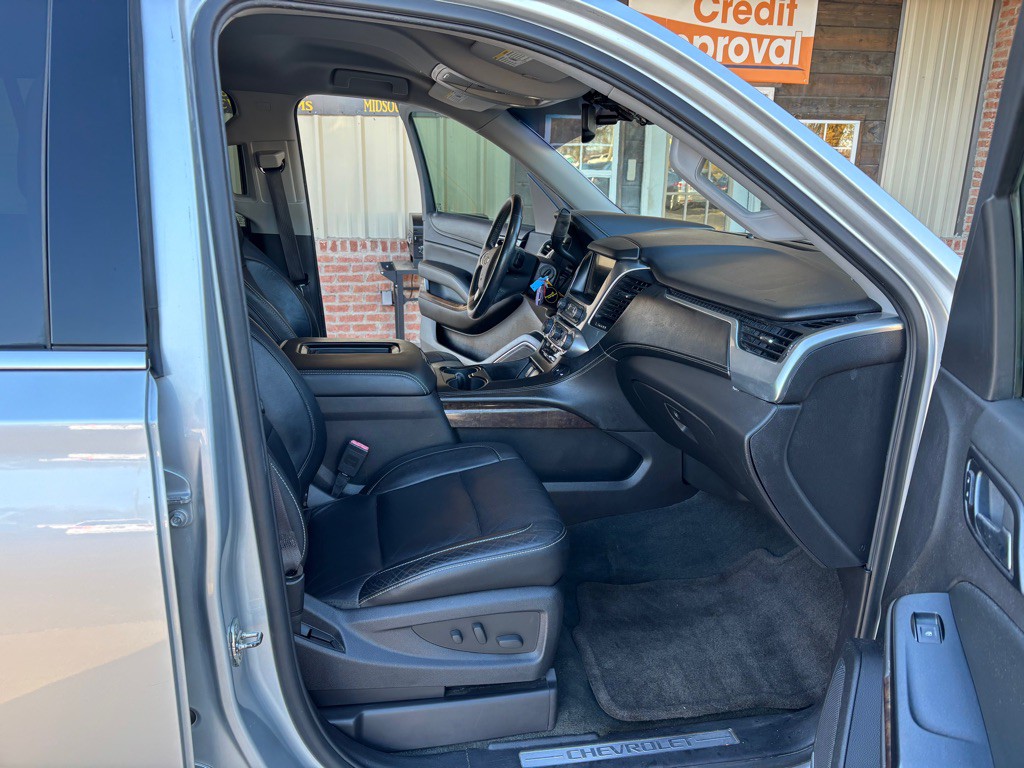 2015 Chevrolet Tahoe Image 12