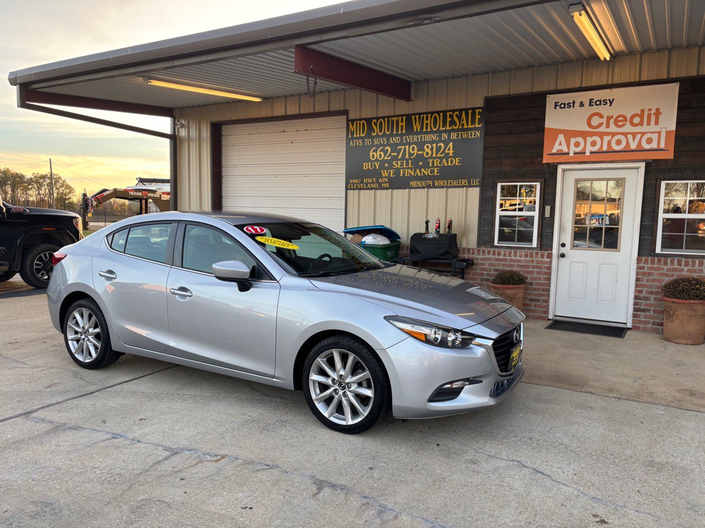 2017 Mazda Mazda3 Image 1