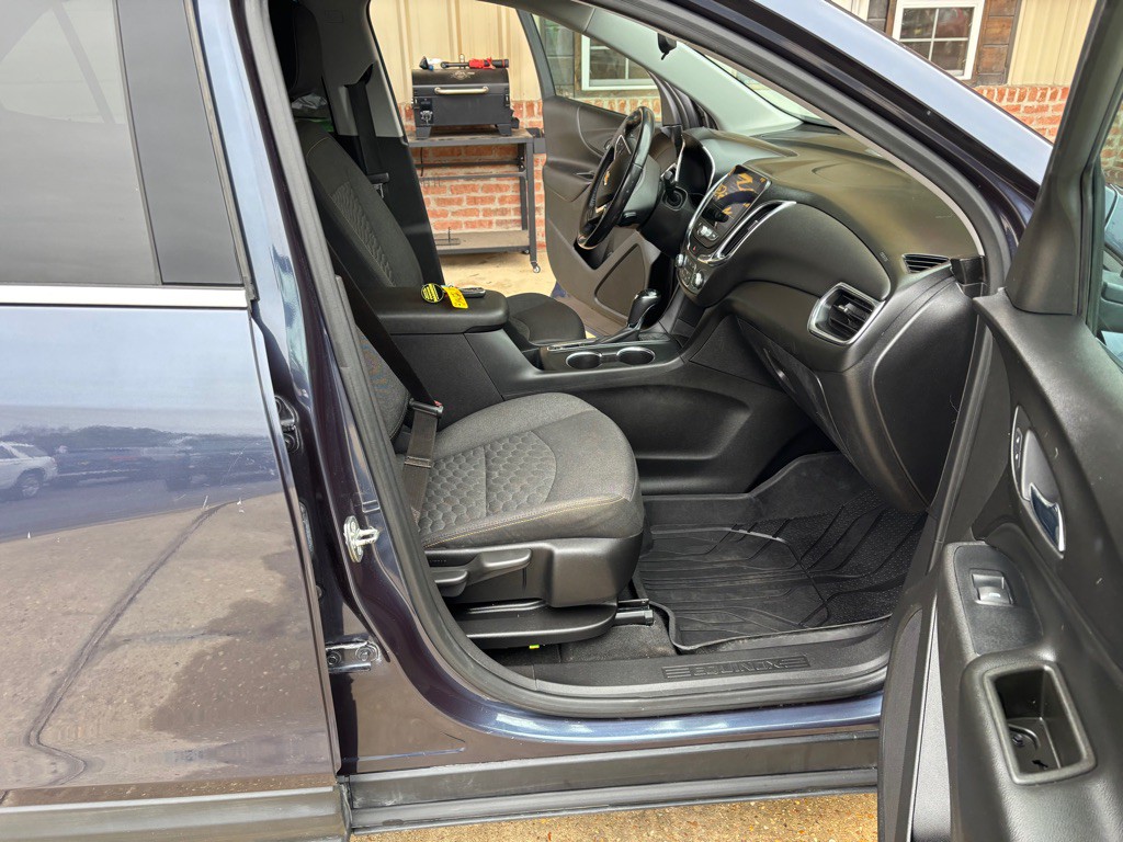 2019 Chevrolet Equinox Image 12