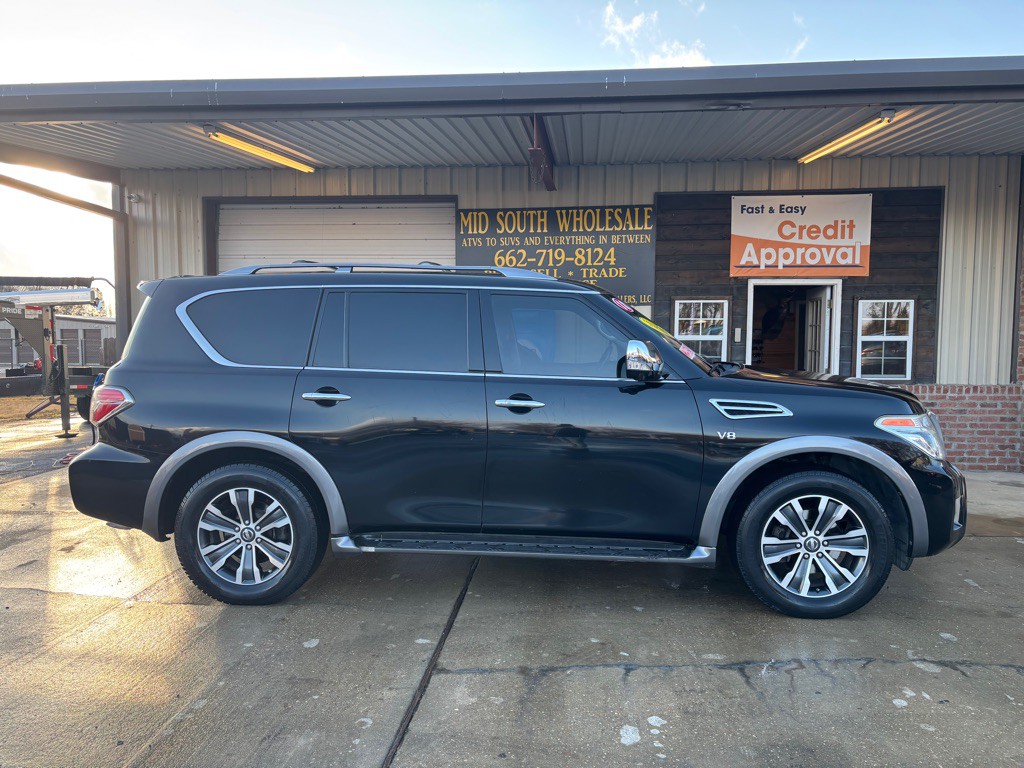 2018 Nissan Armada Image 2