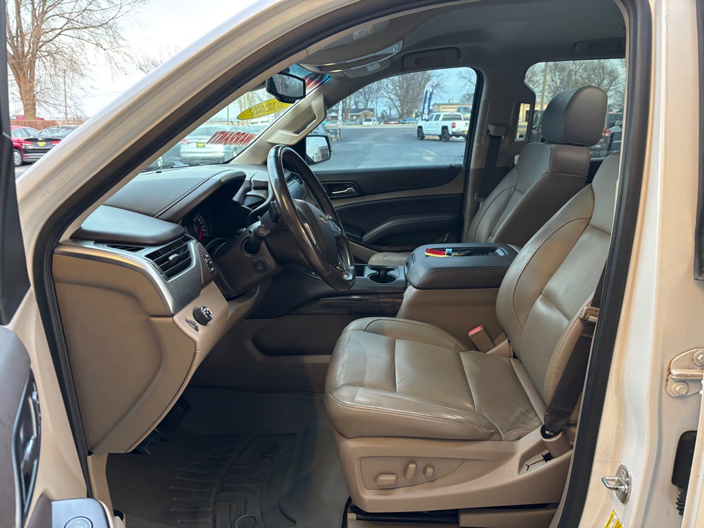 2017 Chevrolet Tahoe Image 8
