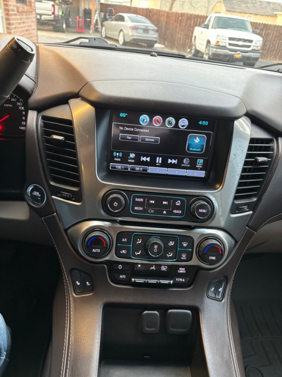 2017 Chevrolet Tahoe Image 14