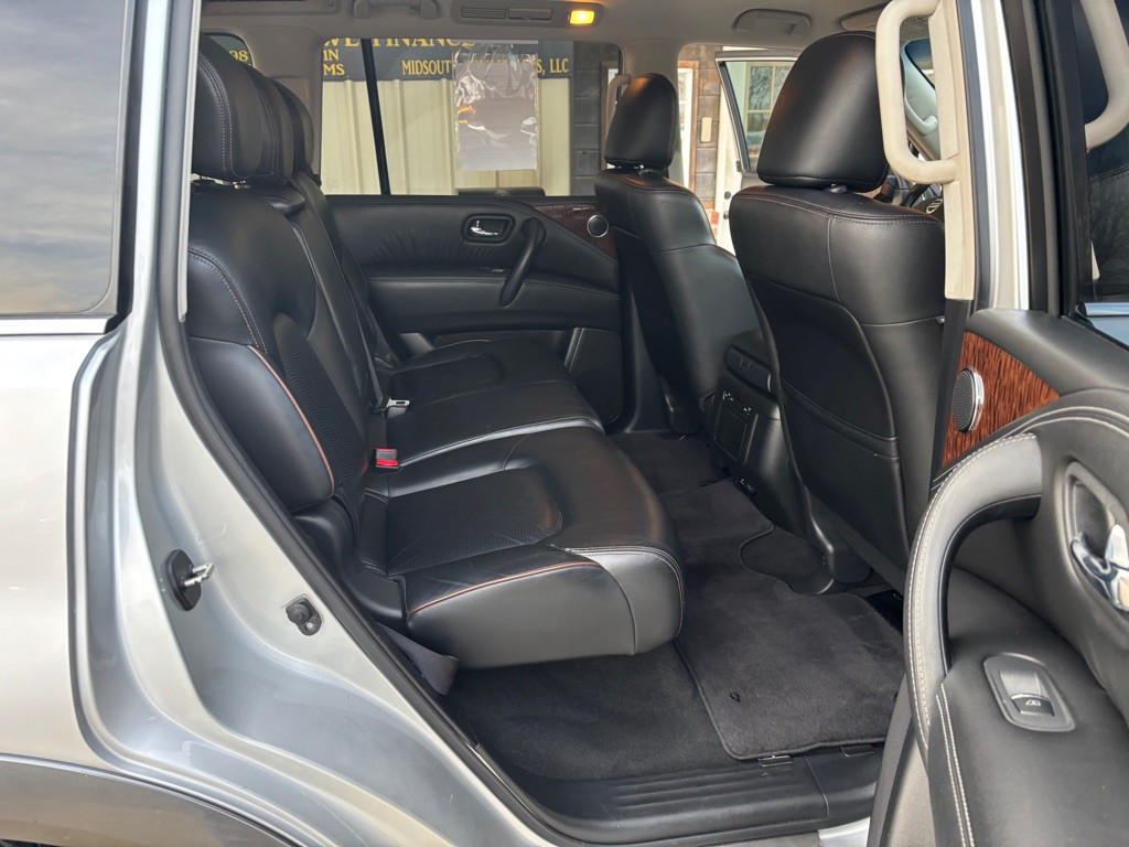 2017 Nissan Armada Image 11