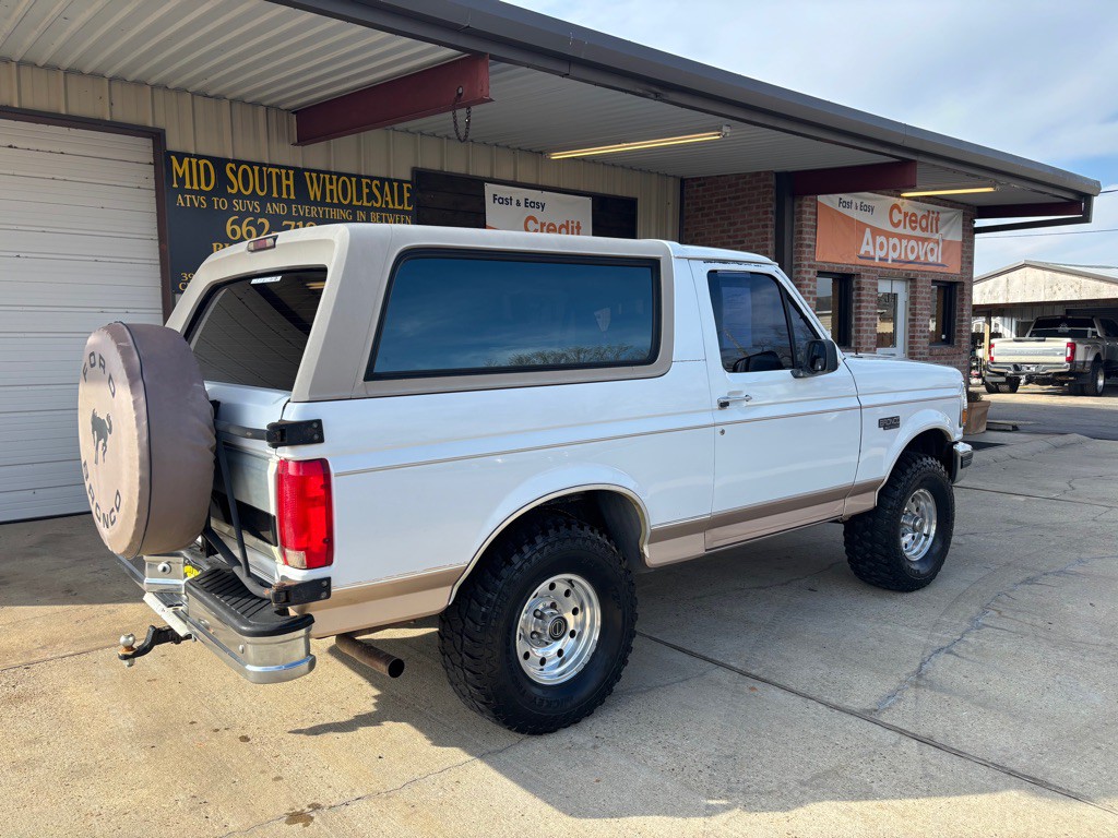1996 Ford Bronco Image 3