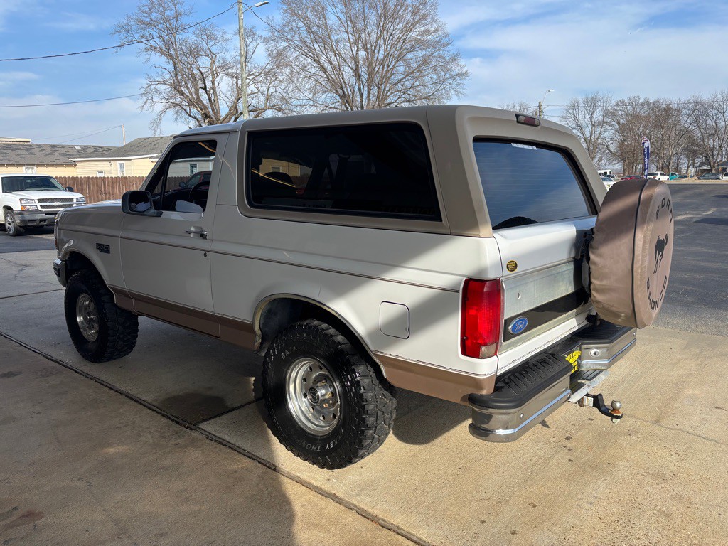 1996 Ford Bronco Image 5