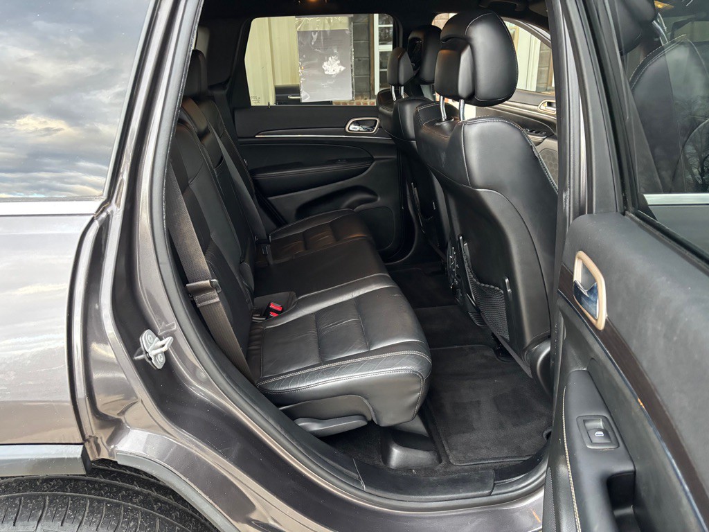 2015 Jeep Grand Cherokee Image 11