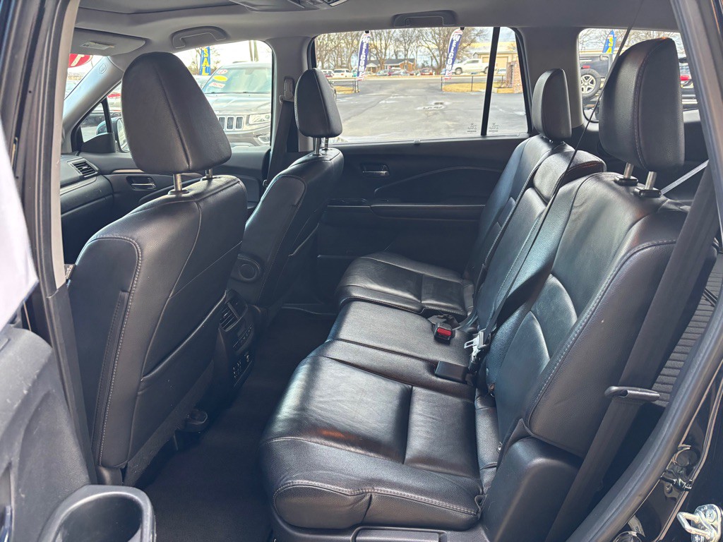 2016 Honda Pilot Image 9