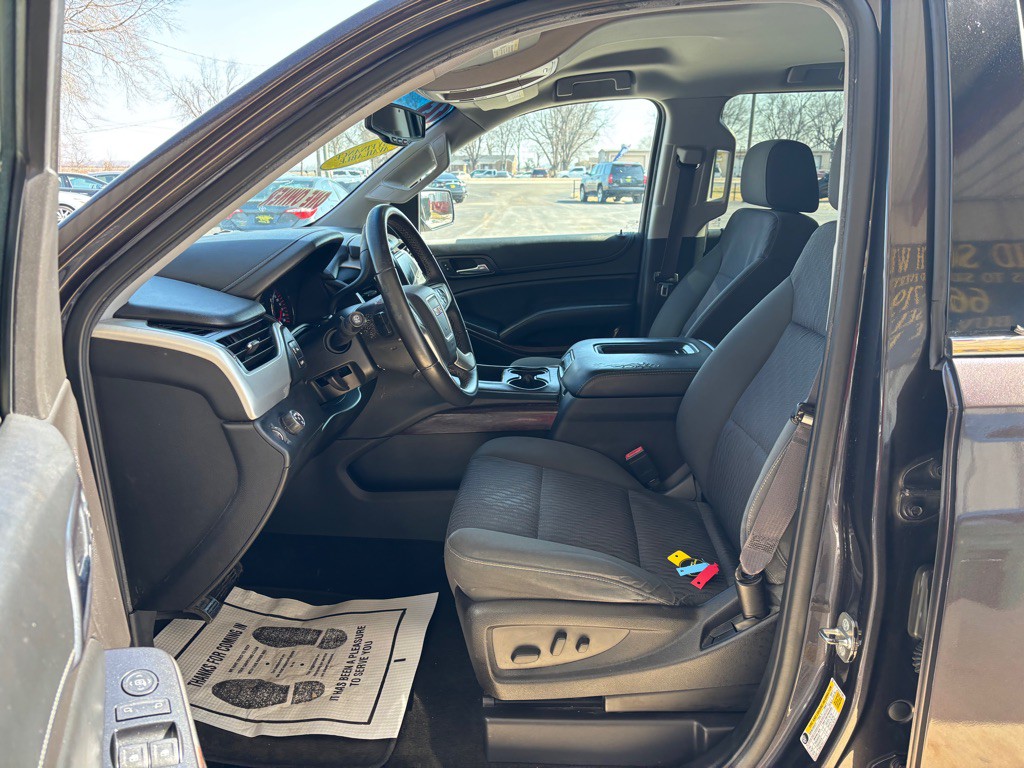 2015 GMC Yukon Image 8