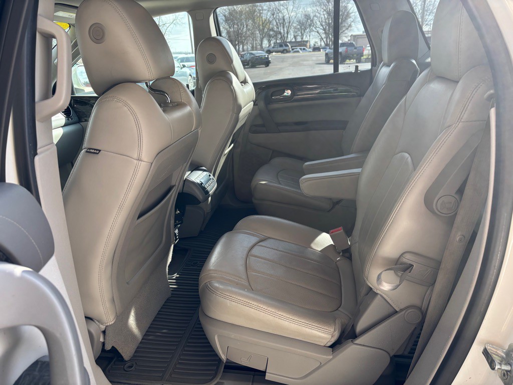 2014 Buick Enclave Image 9