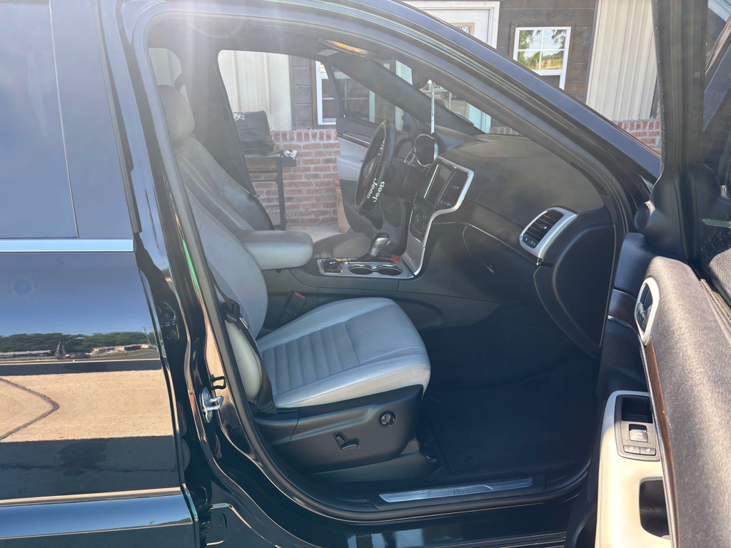 2018 Jeep Grand Cherokee Image 12