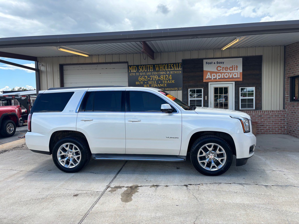 2015 GMC Yukon Image 2