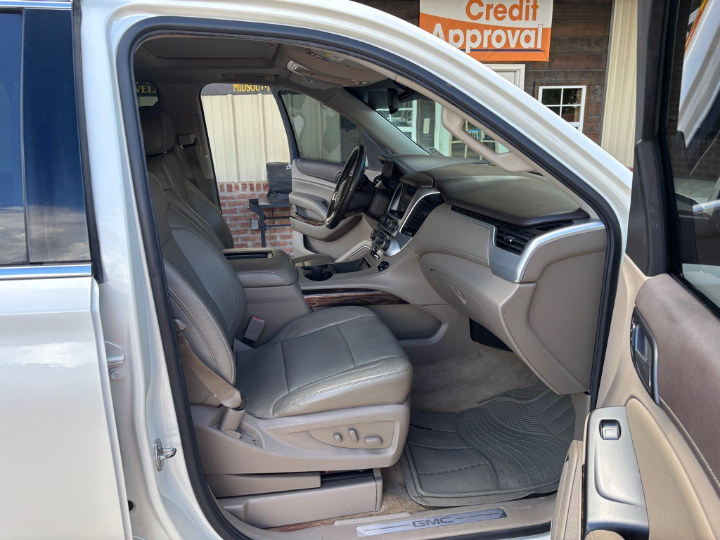 2015 GMC Yukon Image 12