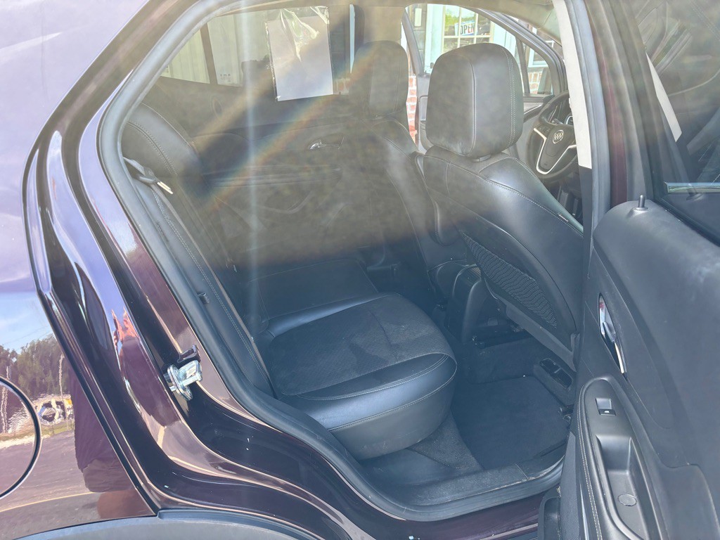 2017 Buick Enclave Image 10