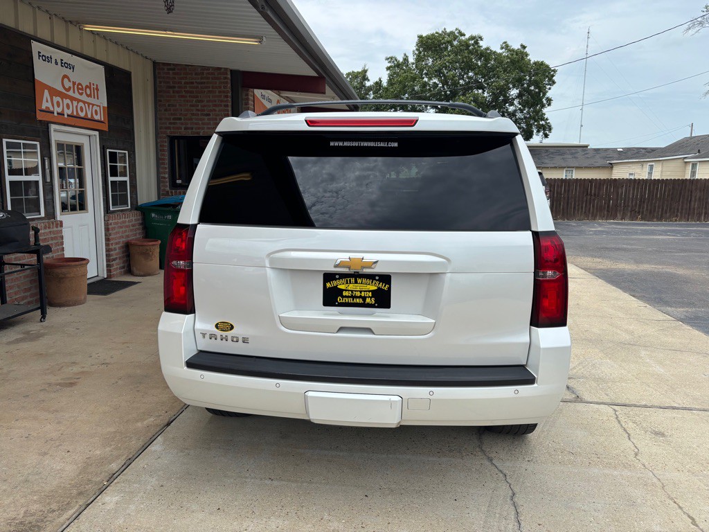 2017 Chevrolet Tahoe Image 4
