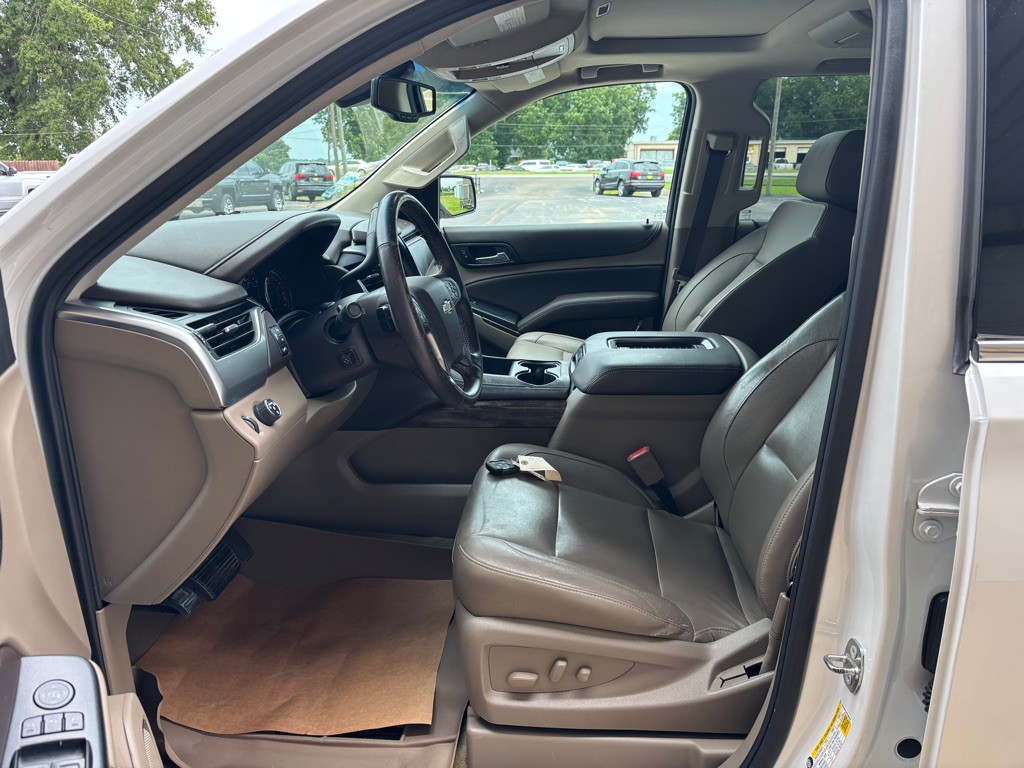 2017 Chevrolet Tahoe Image 8