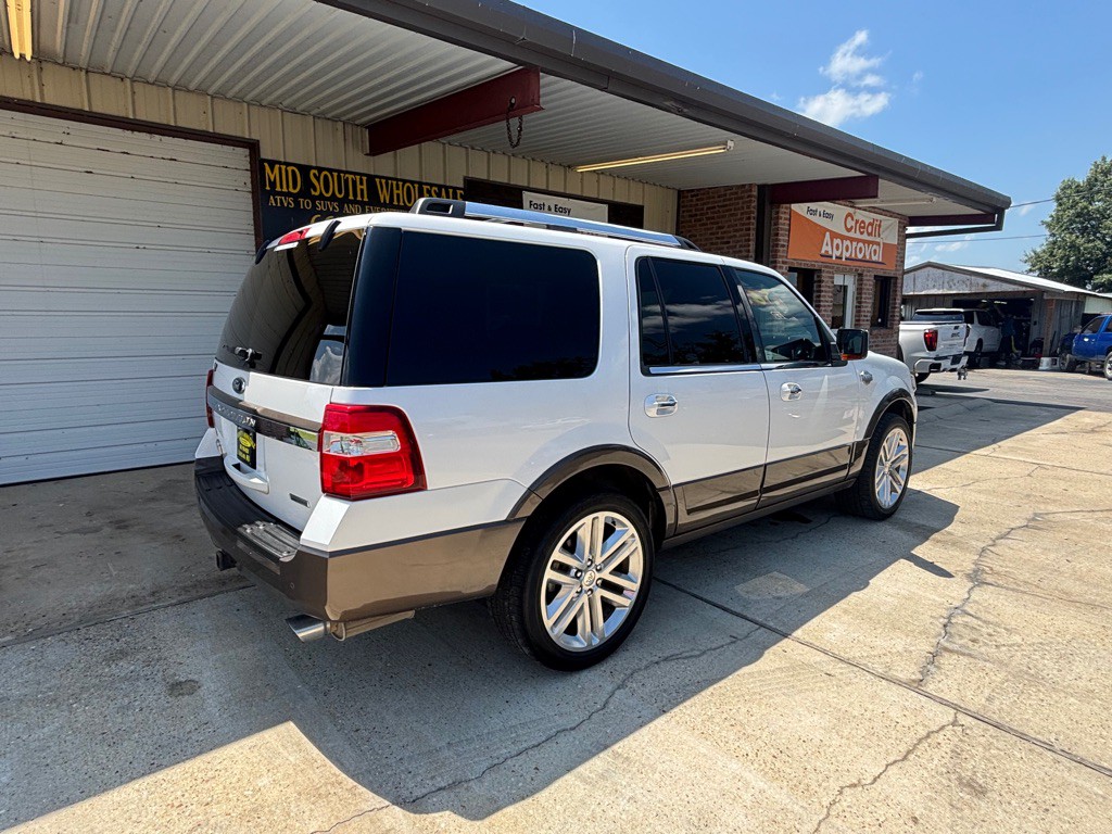 2016 Ford Expedition Image 3