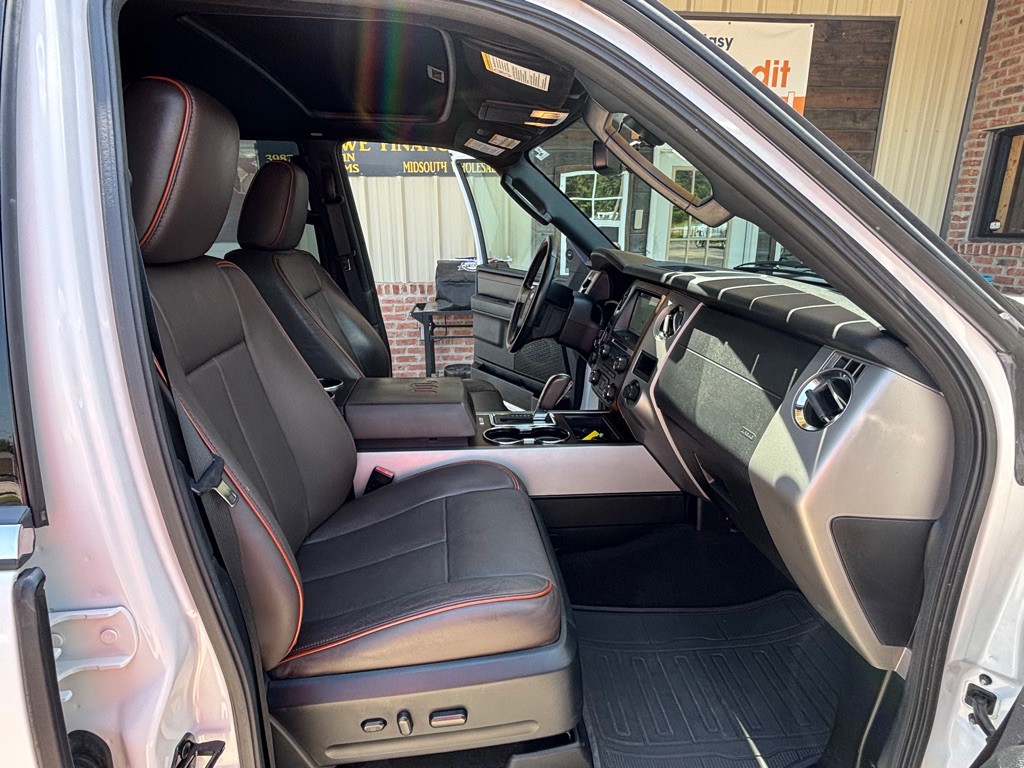 2016 Ford Expedition Image 12