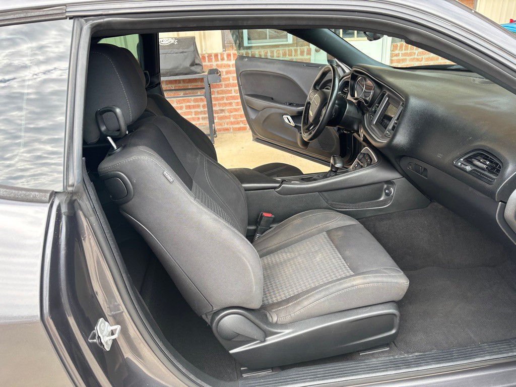 2019 Dodge Challenger Image 9