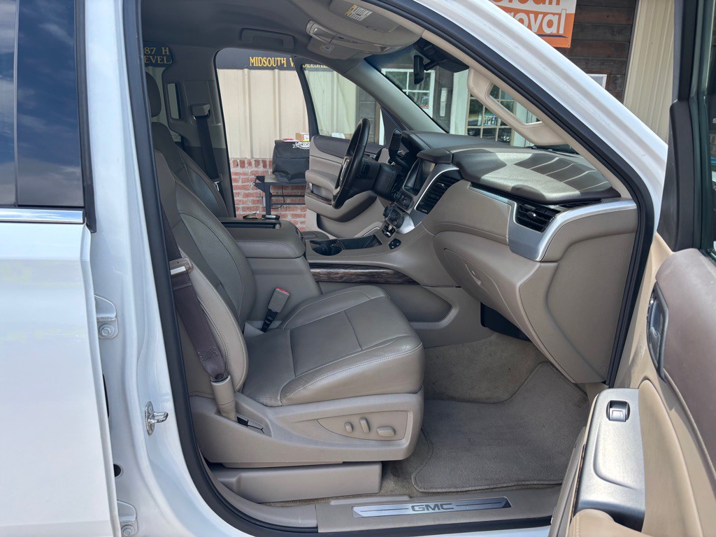 2017 GMC Yukon Image 26