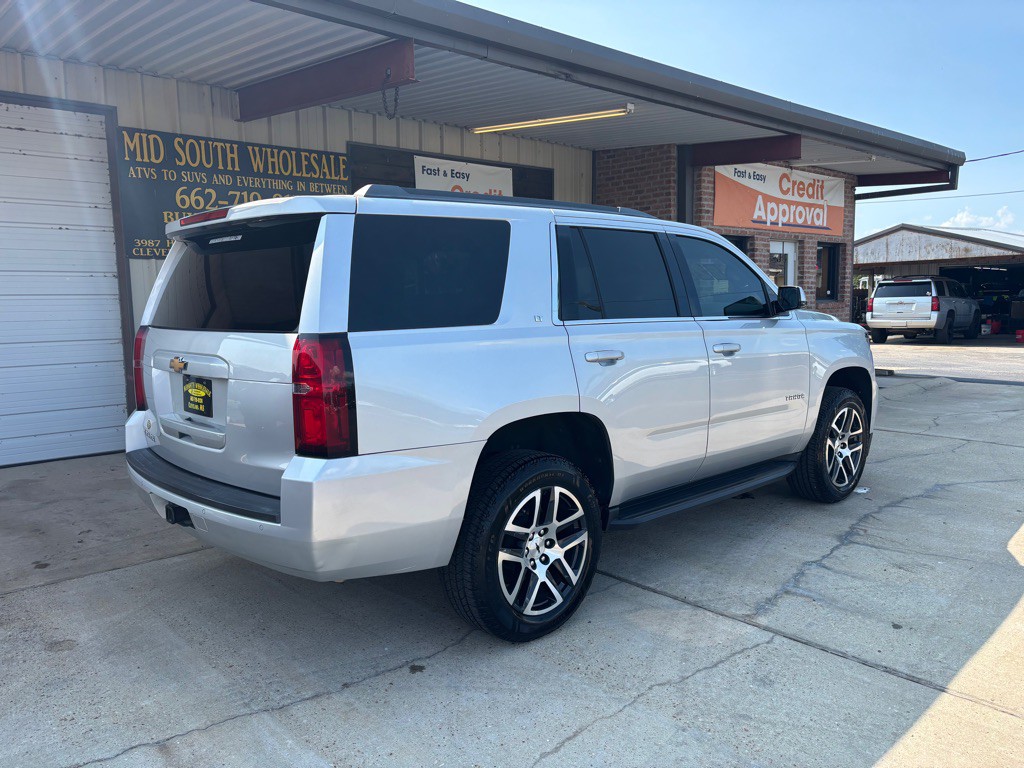 2017 Chevrolet Tahoe Image 3