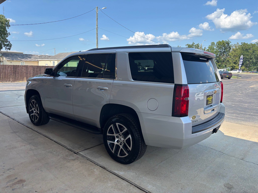 2017 Chevrolet Tahoe Image 5