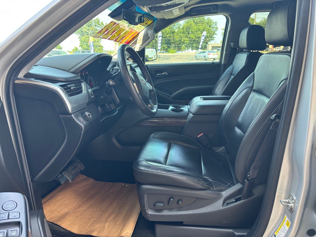 2017 Chevrolet Tahoe Image 8