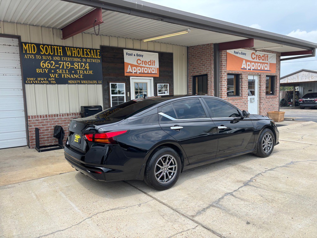 2019 Nissan Altima Image 3