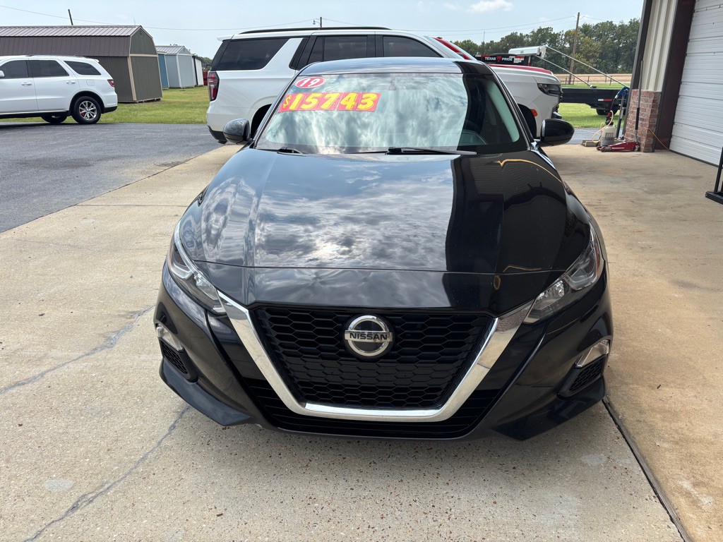 2019 Nissan Altima Image 7