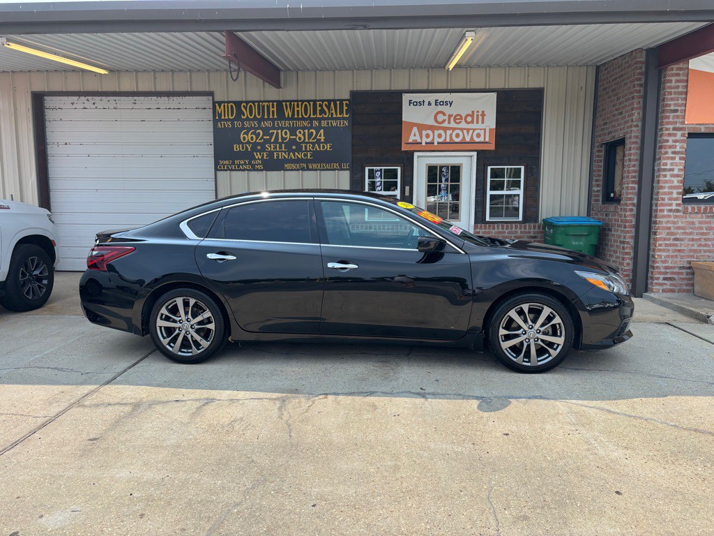 2018 Nissan Altima Image 2