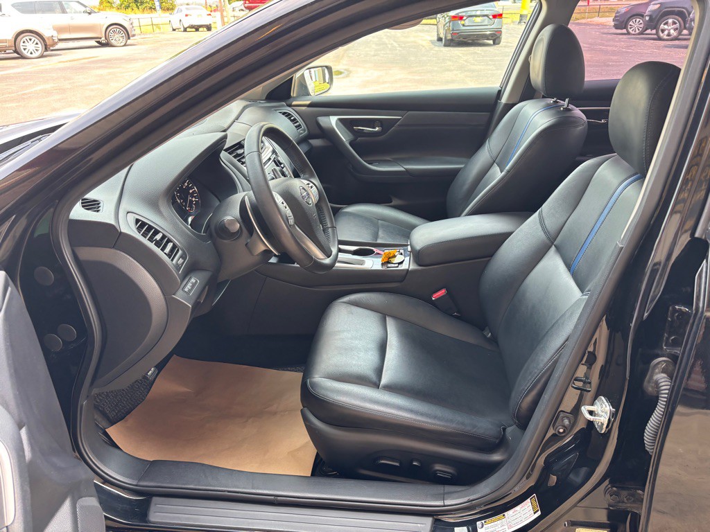 2018 Nissan Altima Image 8