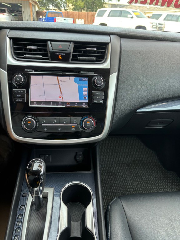 2018 Nissan Altima Image 13