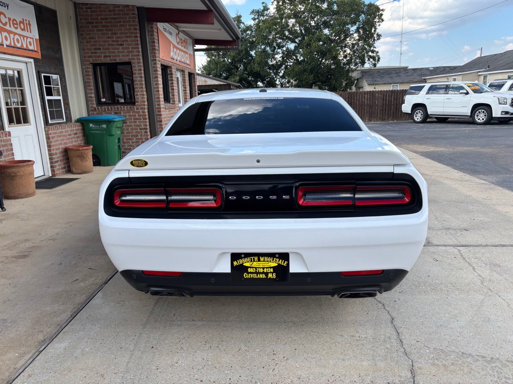 2019 Dodge Challenger Image 4
