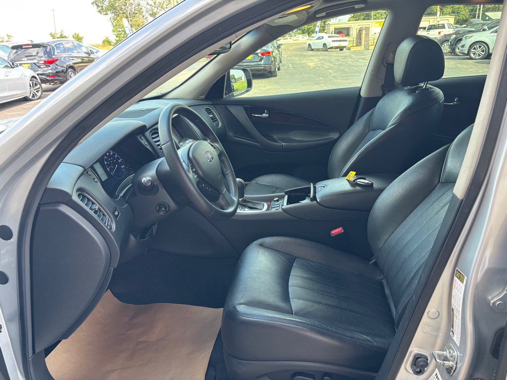 2017 INFINITI QX50 Image 8