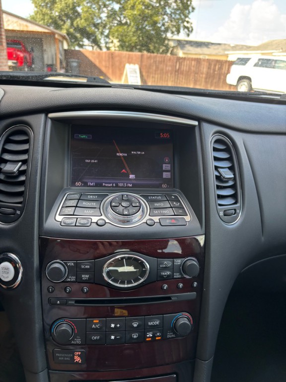 2017 INFINITI QX50 Image 14
