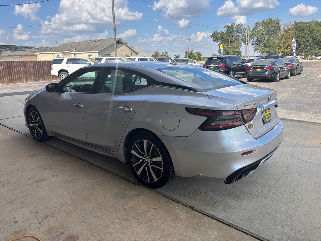 2019 Nissan Maxima Image 5