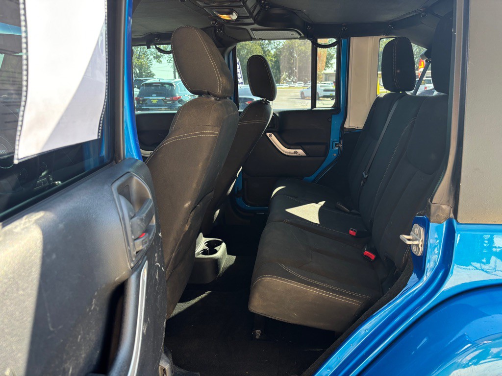 2016 Jeep Wrangler Unlimited Image 9