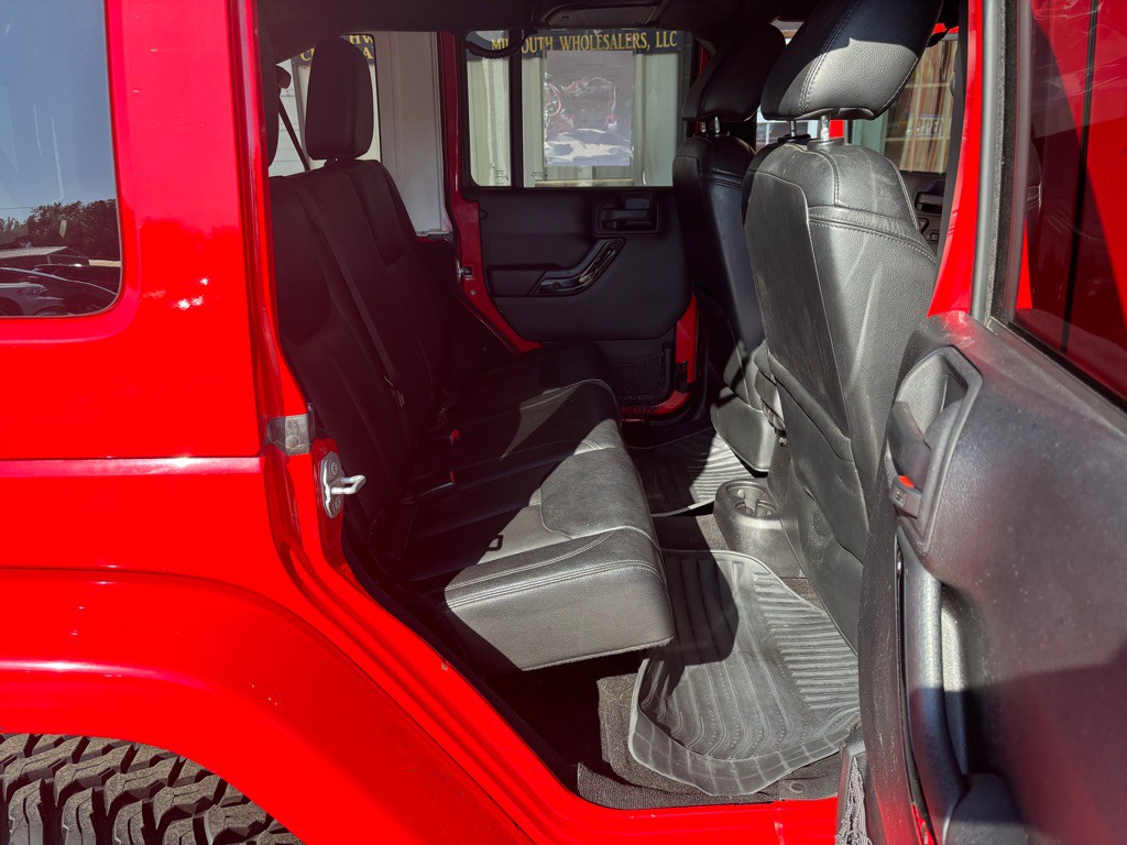 2015 Jeep Wrangler Unlimited Image 11