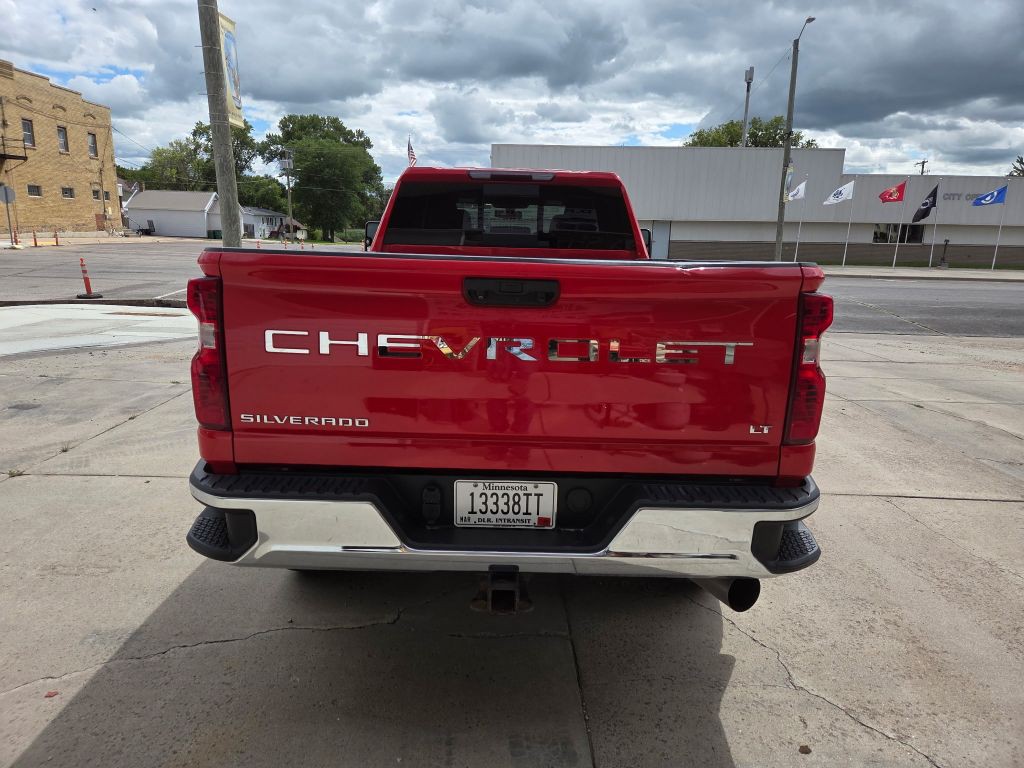 2020 Chevrolet Silverado 1500 Image 2