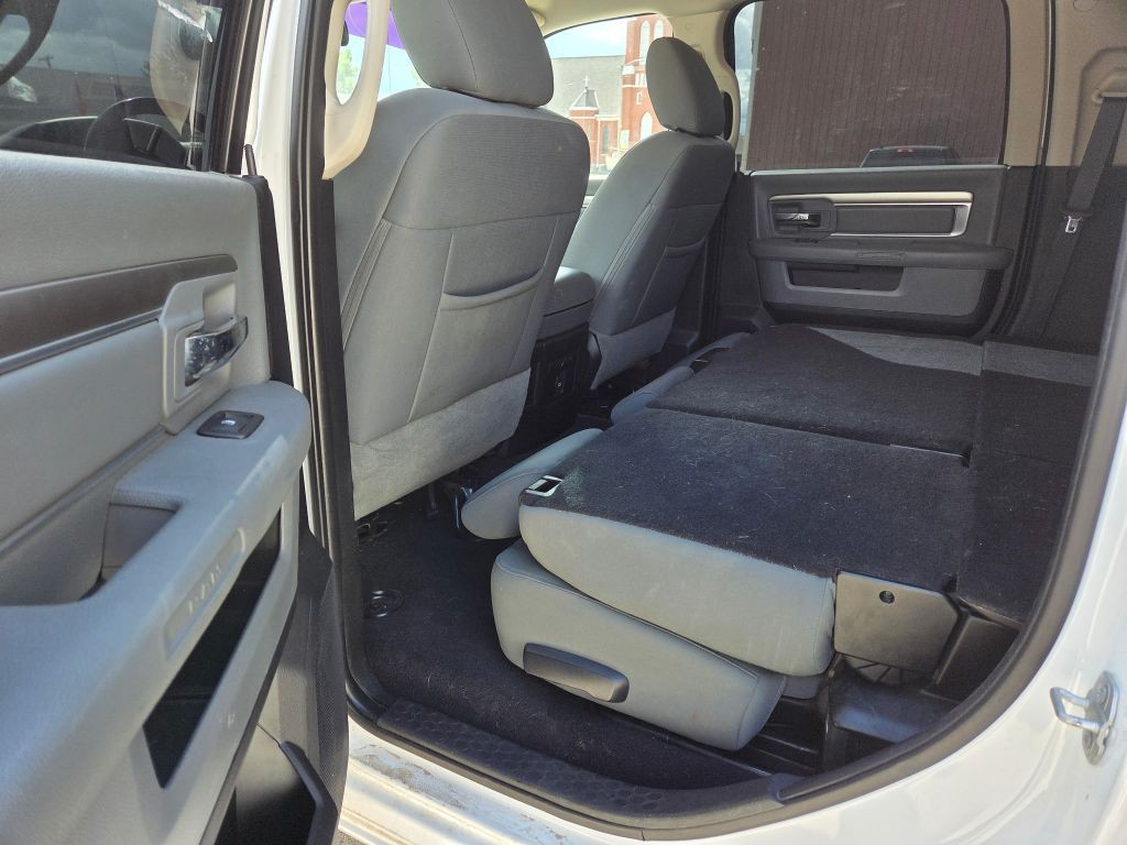 2015 RAM 2500 Image 7