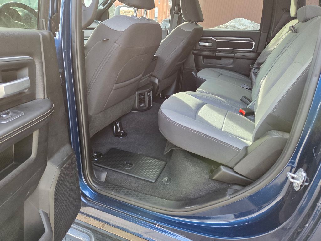 2024 RAM 2500 Image 7